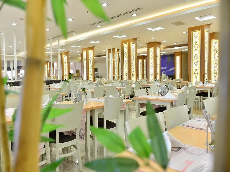 **** Szálloda Holiday Village Turkiye Sarigerme Törökország