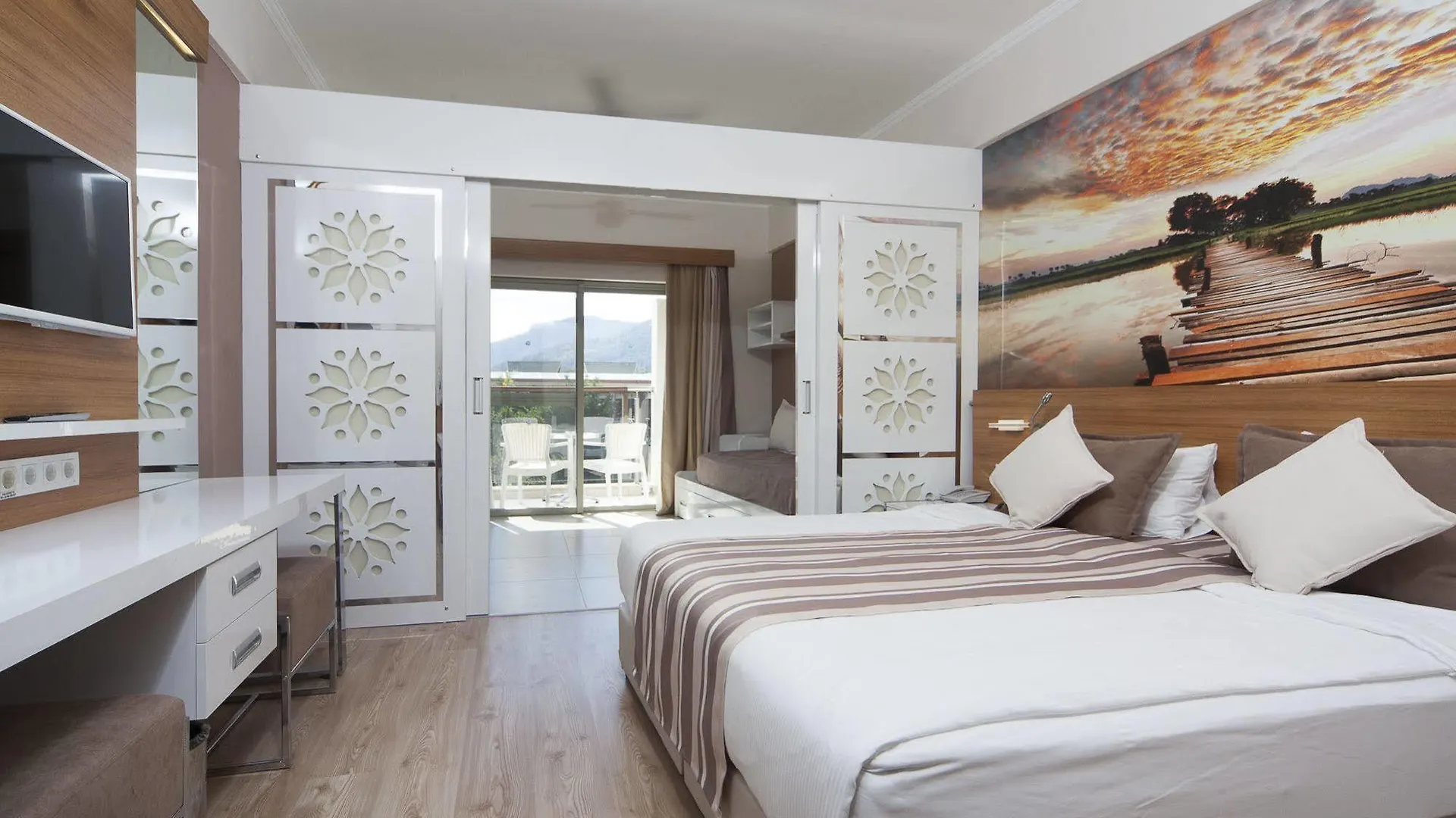 Holiday Village Turkiye Sarigerme Szálloda